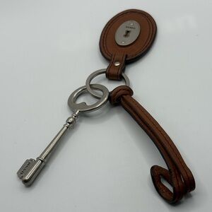 Vintage FOSSIL Oval Brown Leather Keychain Fob With Silver Tone Key
